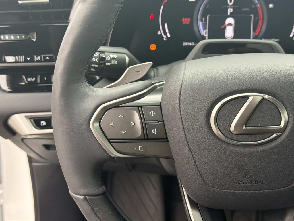 Used 2023 Lexus RX 350 FWD w/ Accessory Package image 23