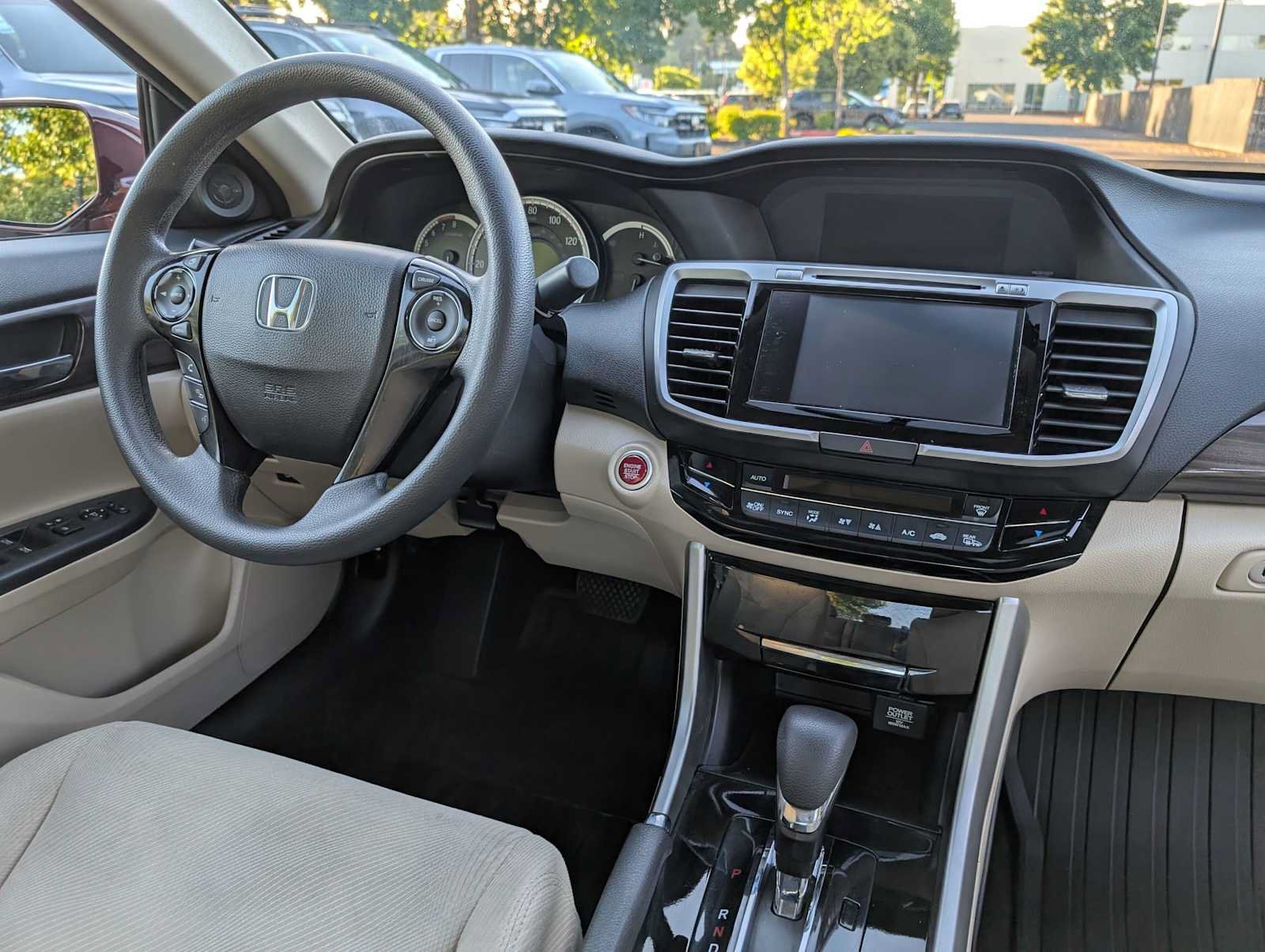 Used 2017 Honda Accord EX image 11