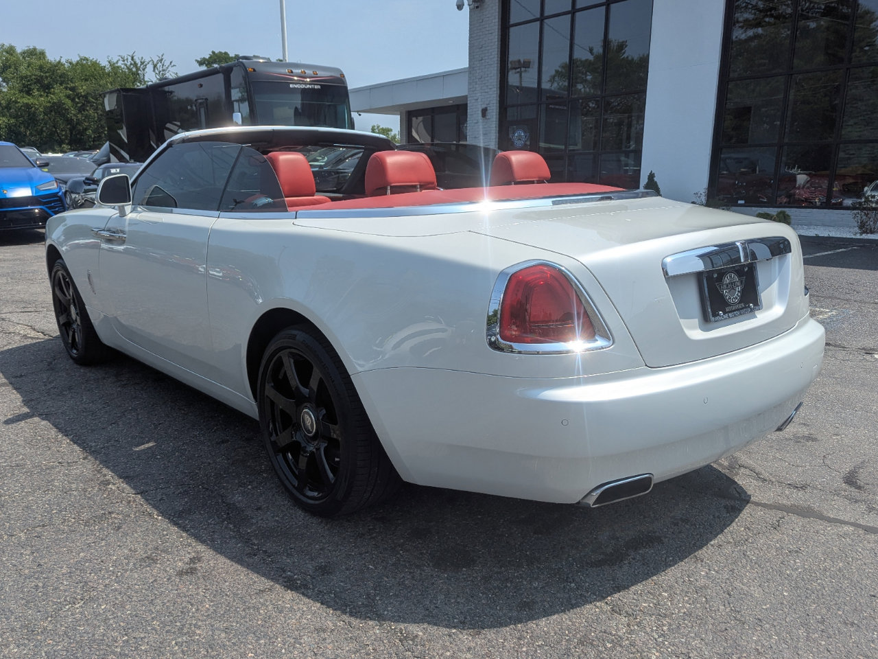 Used 2018 Rolls-Royce Dawn image 68