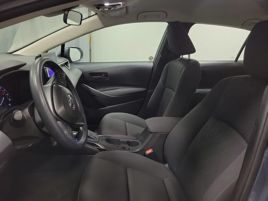 Used 2025 Toyota Corolla LE FWD image 15