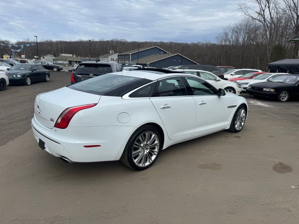 Used 2013 Jaguar XJ AWD image 6