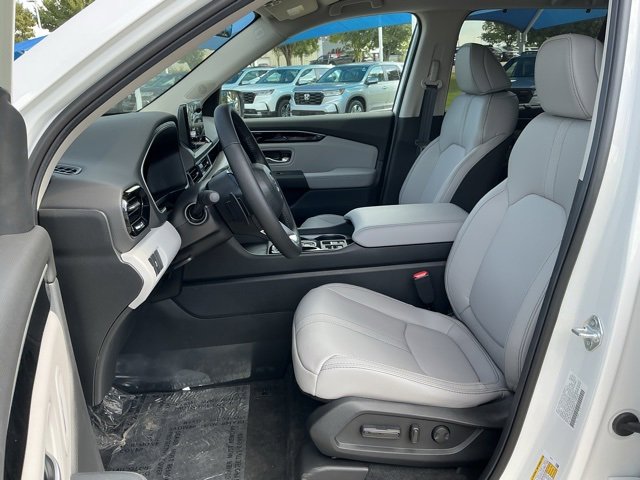 New 2025 Honda Pilot EX-L image 10
