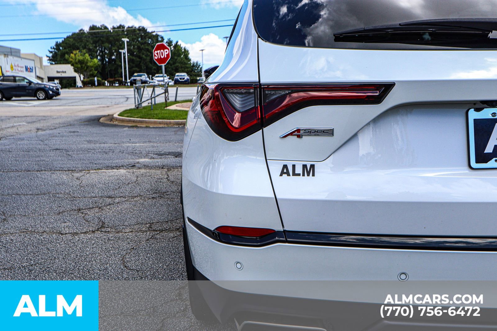 Used 2023 Acura MDX A-Spec image 17