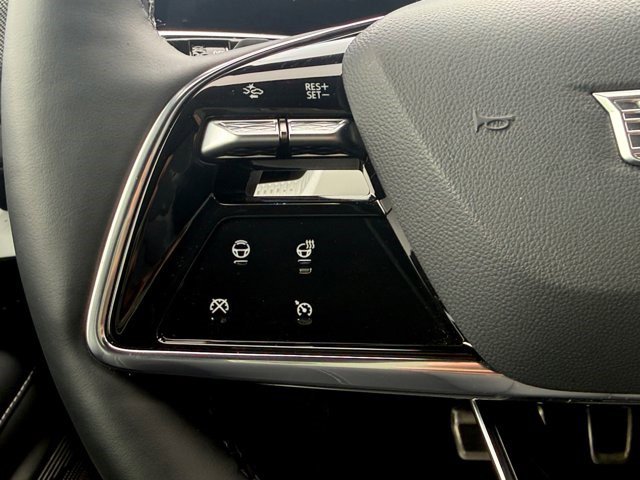 Certified 2025 Cadillac Optiq Sport 1 image 10