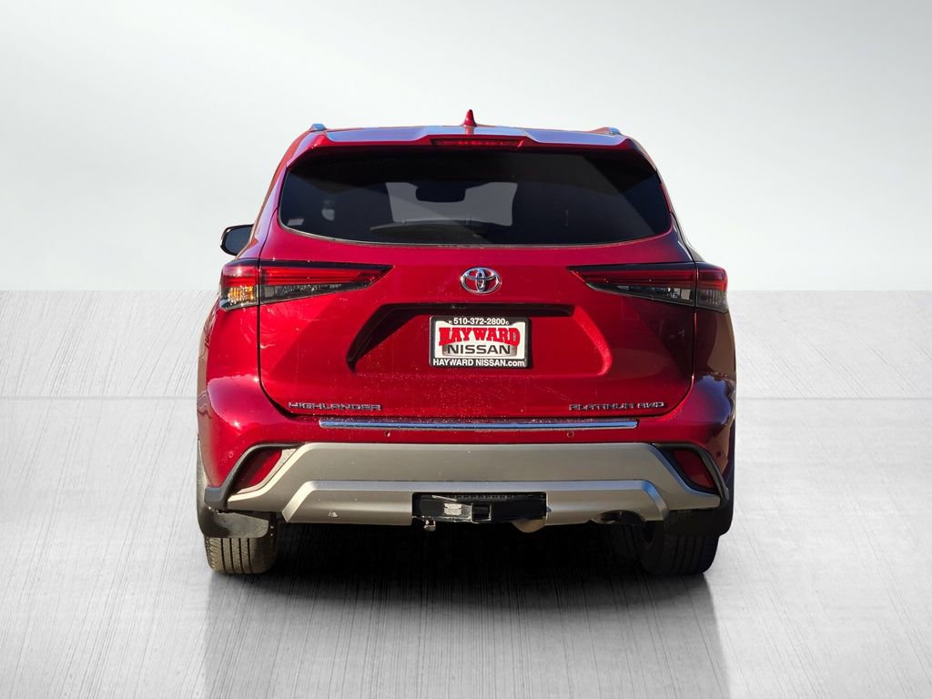 Used 2021 Toyota Highlander Platinum image 5