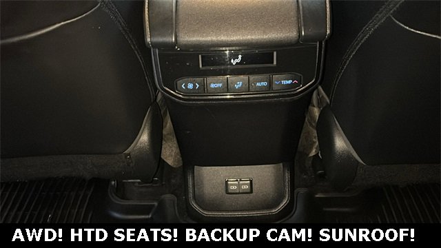 Used 2022 Toyota Highlander XLE image 7