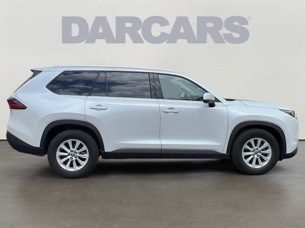 Used 2025 Toyota Grand Highlander AWD image 8