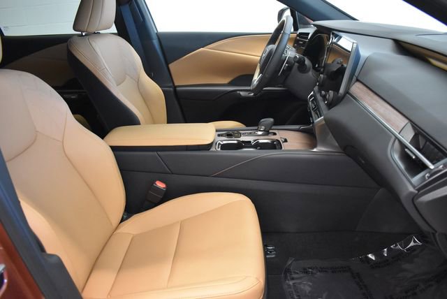 Used 2024 Lexus RX 350h w/ Accessory Package (Z1) AWD/4WD image 19