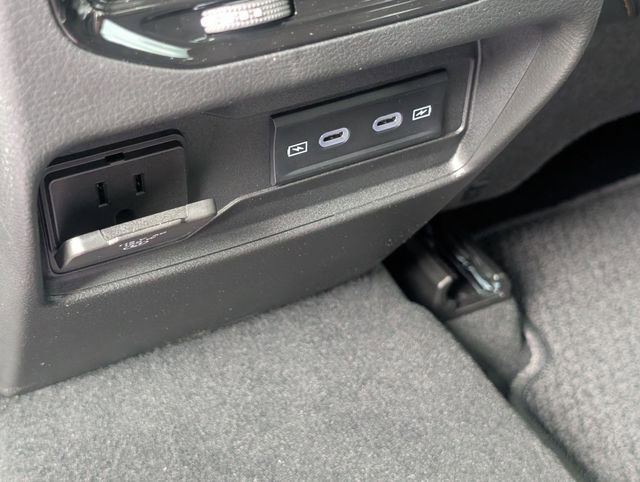 New 2026 Jeep Grand Cherokee Summit AWD/4WD image 25