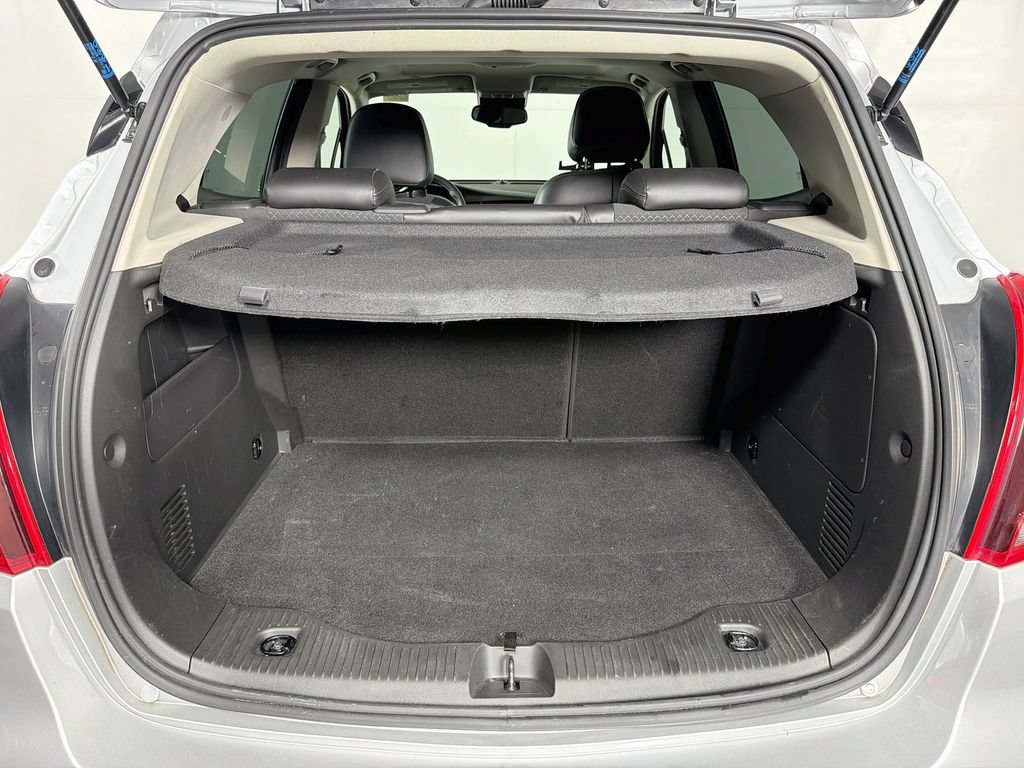 Used 2019 Buick Encore Sport Touring FWD image 25
