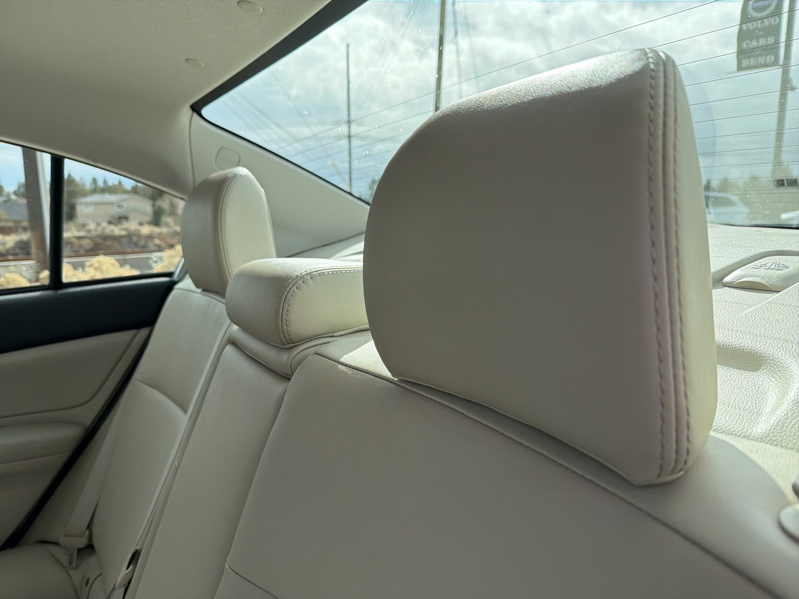 Used 2016 Subaru Impreza 2.0i Limited image 22