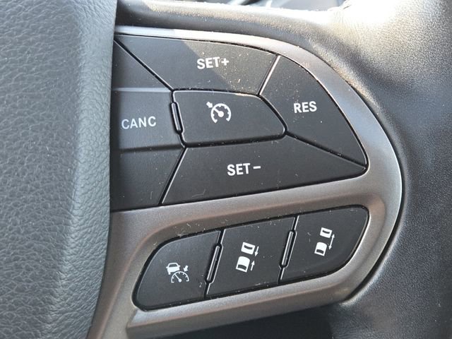 Used 2021 Jeep Cherokee Limited image 12