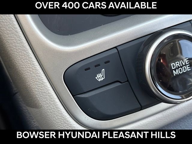 New 2026 Hyundai Venue SEL image 9