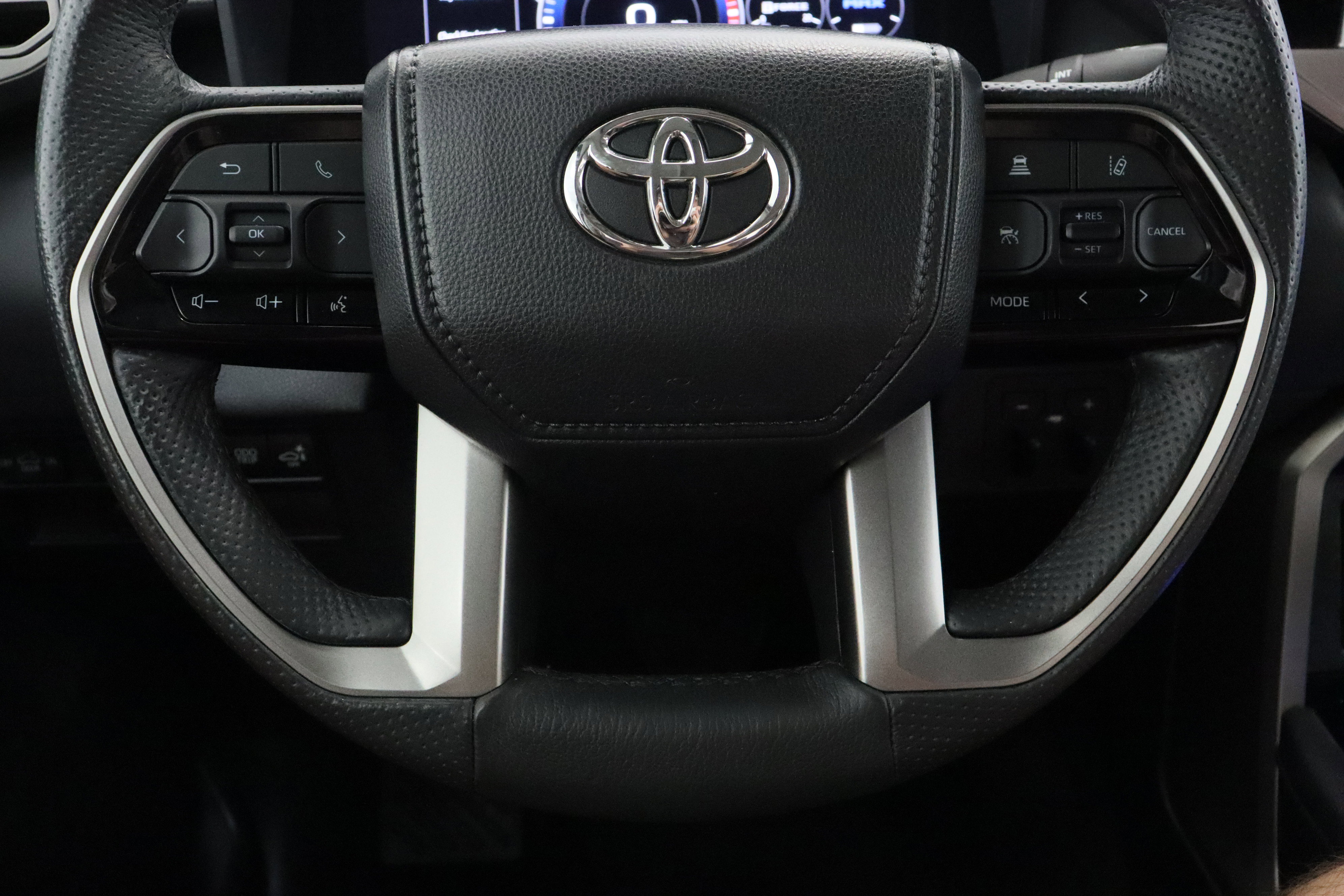 Used 2023 Toyota Tundra Limited w/ Power Package RWD image 26