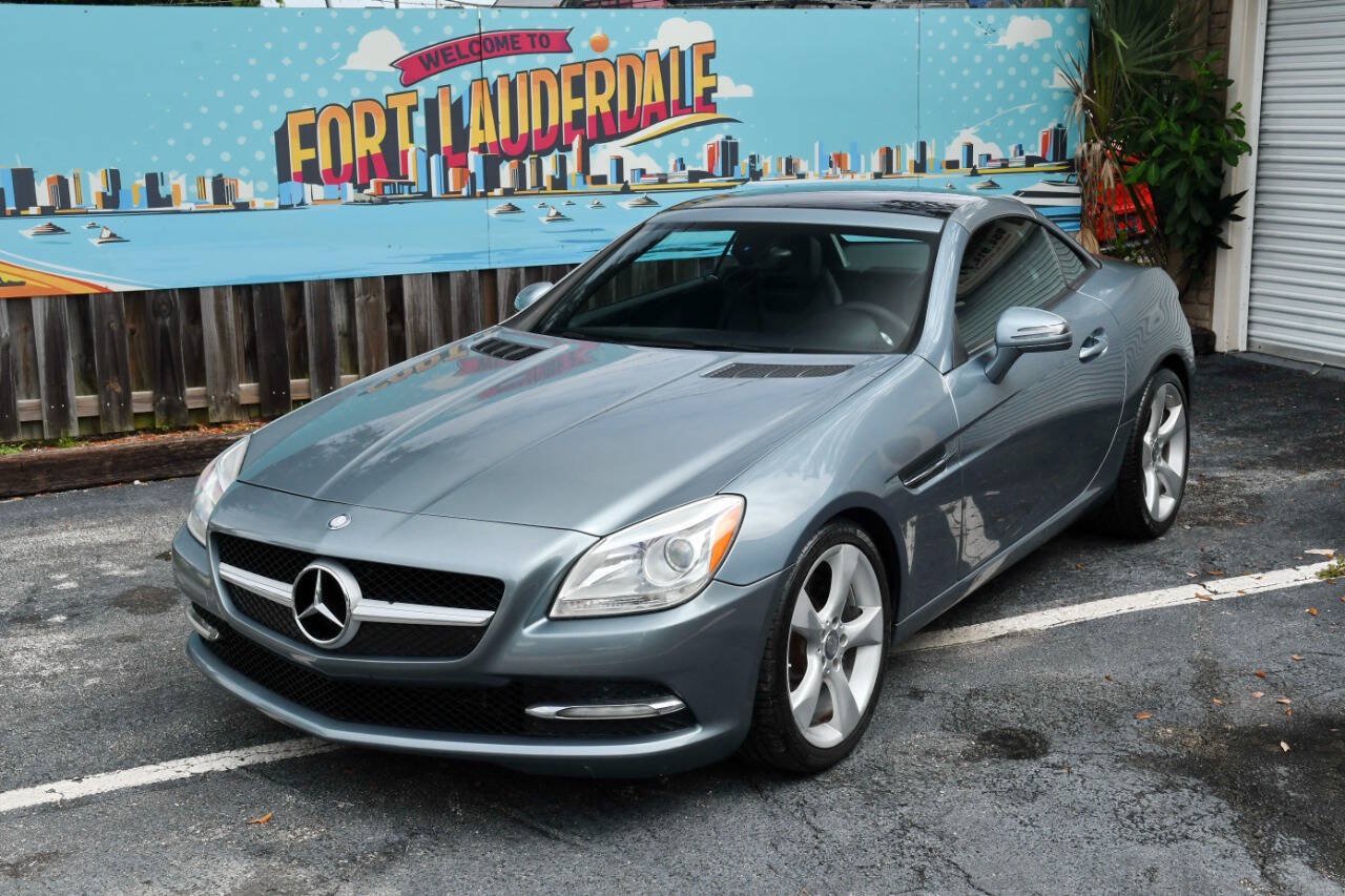 Used 2012 Mercedes-Benz SLK 350 image 1
