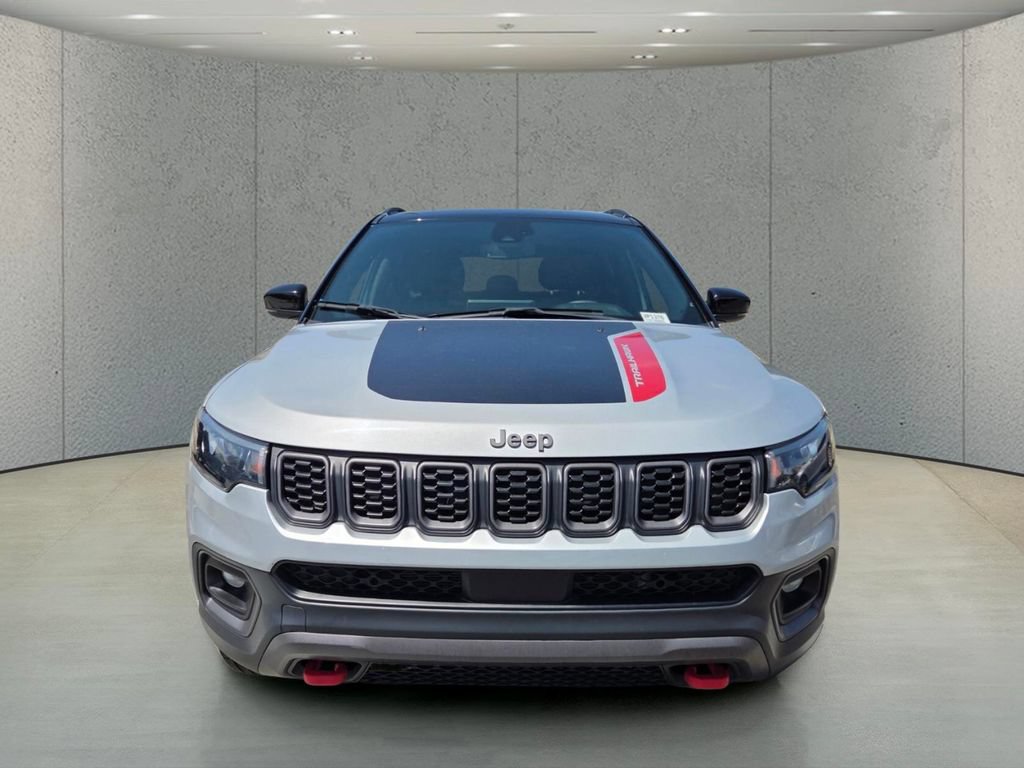 Used 2024 Jeep Compass Trailhawk AWD/4WD image 8
