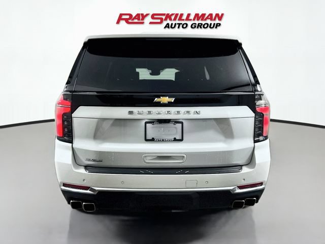 Used 2025 Chevrolet Suburban High Country AWD/4WD image 6