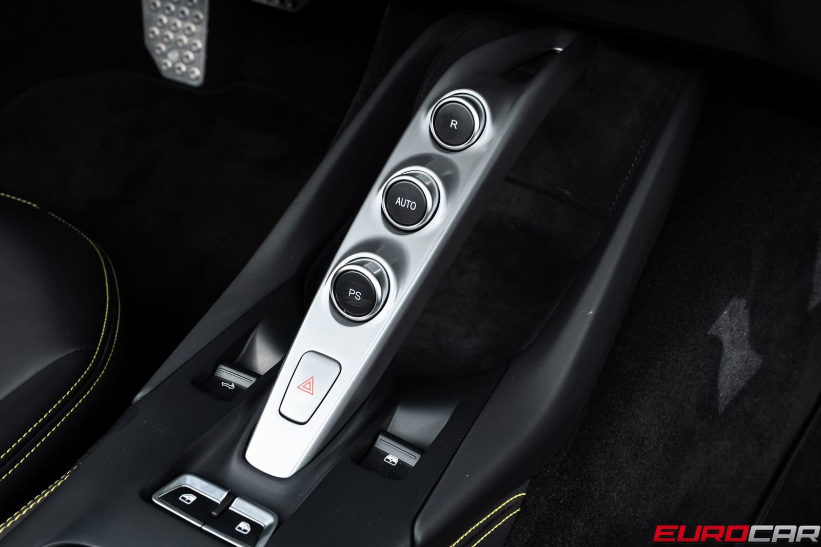 Used 2022 Ferrari 812 GTS RWD image 35