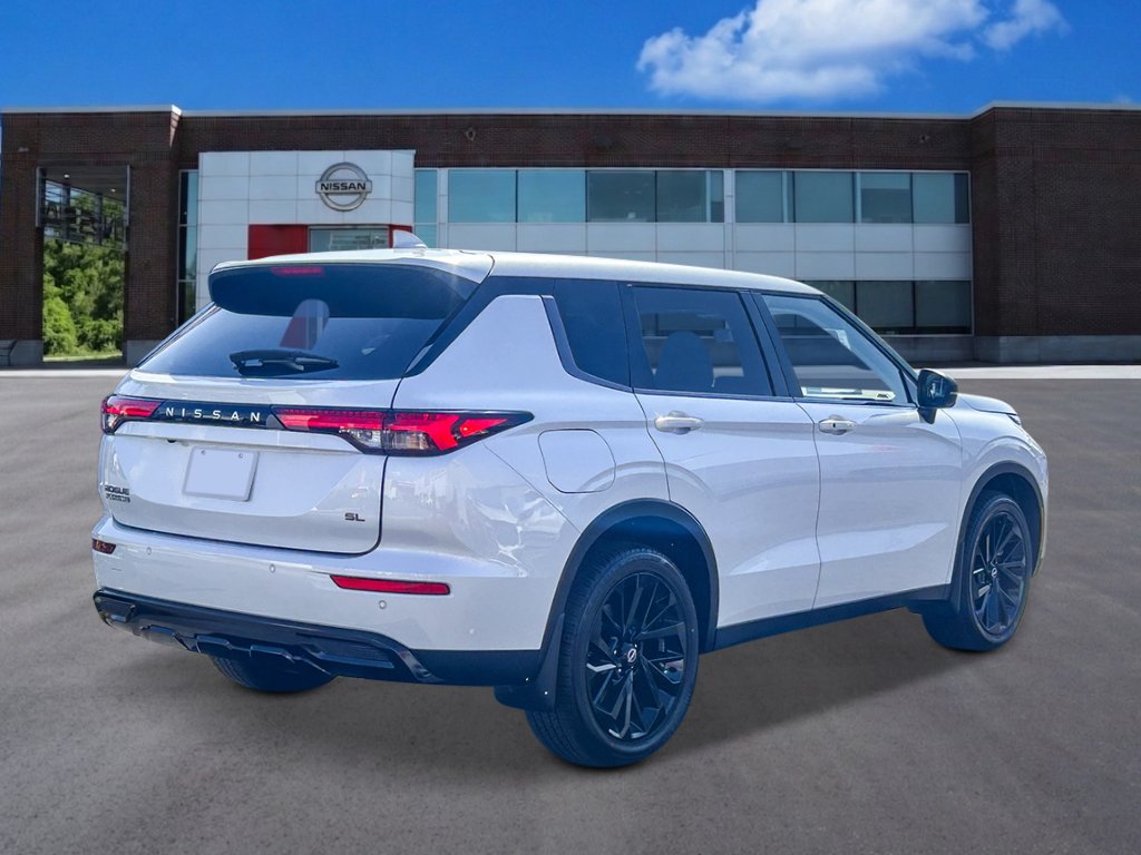 New 2026 Nissan Rogue SL AWD/4WD image 4
