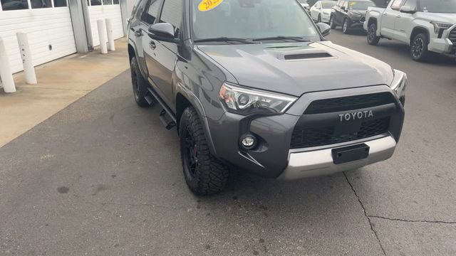Used 2023 Toyota 4Runner TRD Off-Road Premium w/ Moonroof Package AWD/4WD image 5