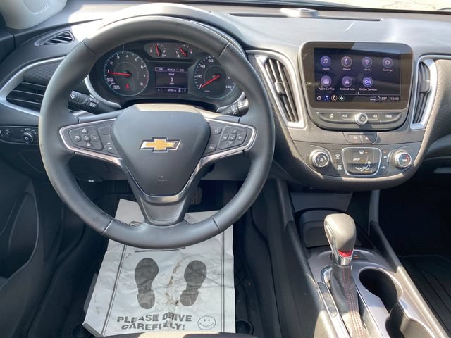 Used 2025 Chevrolet Malibu RS FWD image 7