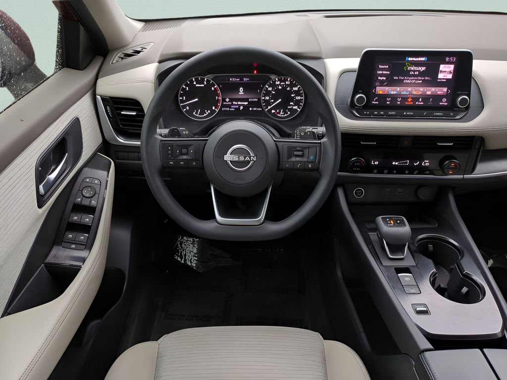 Certified 2022 Nissan Rogue SV image 16