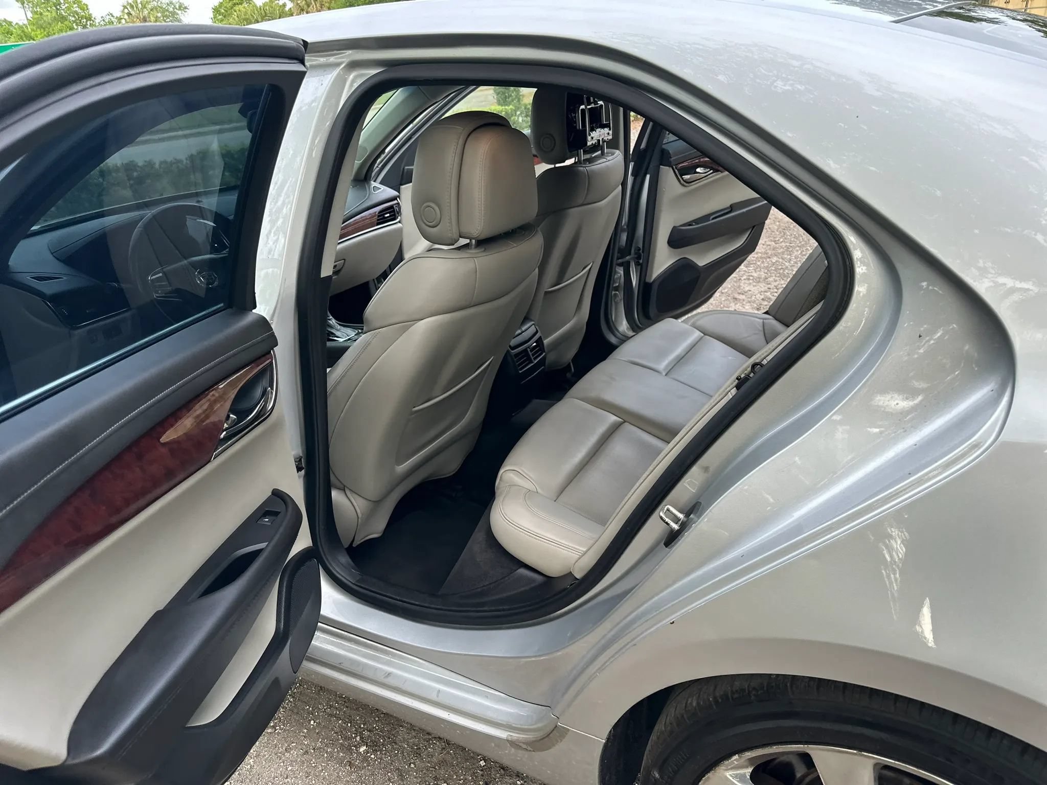 Used 2013 Cadillac ATS Luxury RWD image 4