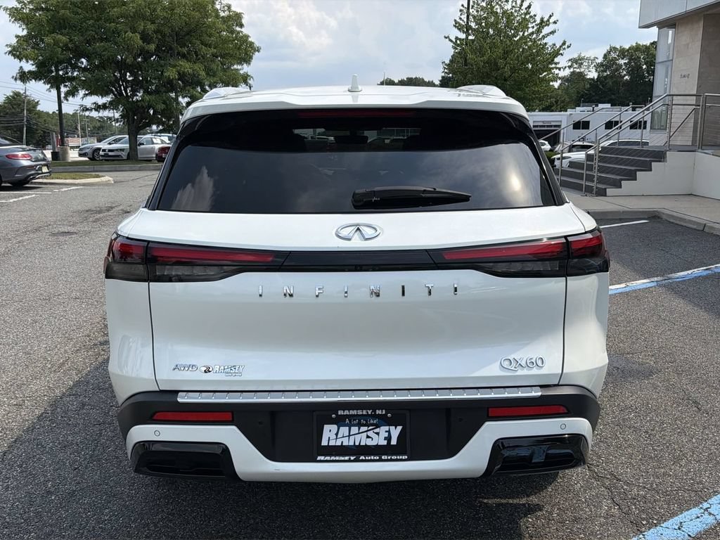 Certified 2023 INFINITI QX60 Luxe w/ Performance Audio Package AWD/4WD image 27