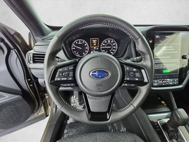 Used 2025 Subaru Forester Premium AWD/4WD image 30