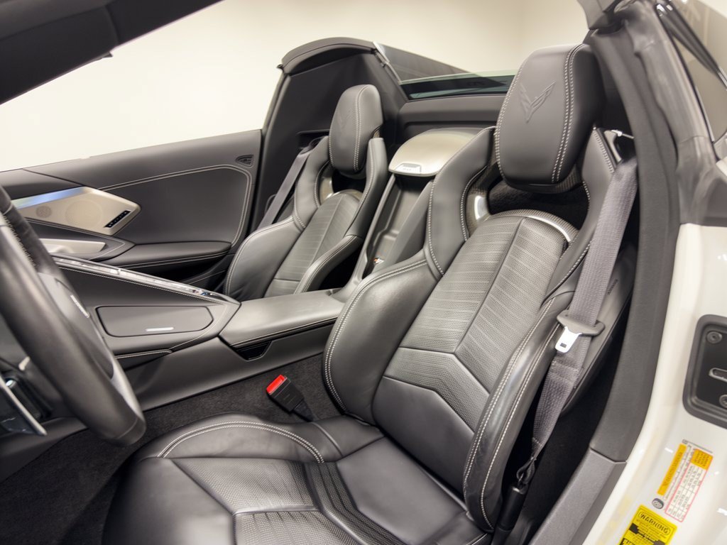 Used 2023 Chevrolet Corvette Stingray Preferred Conv w/ Z51 Performance Package RWD image 5