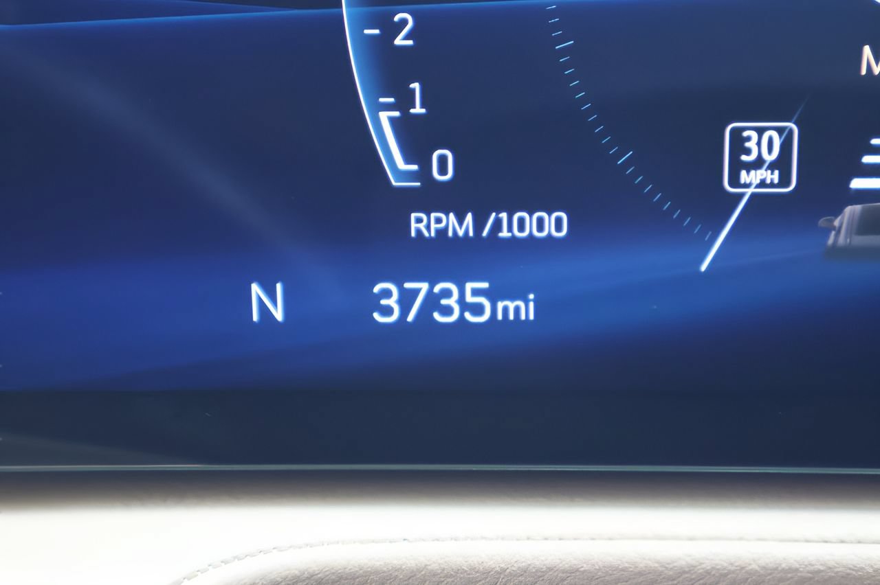 Certified 2025 Cadillac XT4 Premium Luxury w/ Technology Package FWD image 24