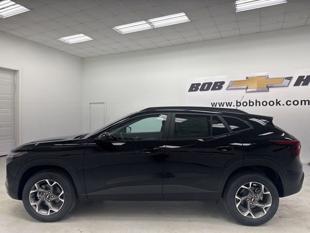 New 2026 Chevrolet Trax LT image 8