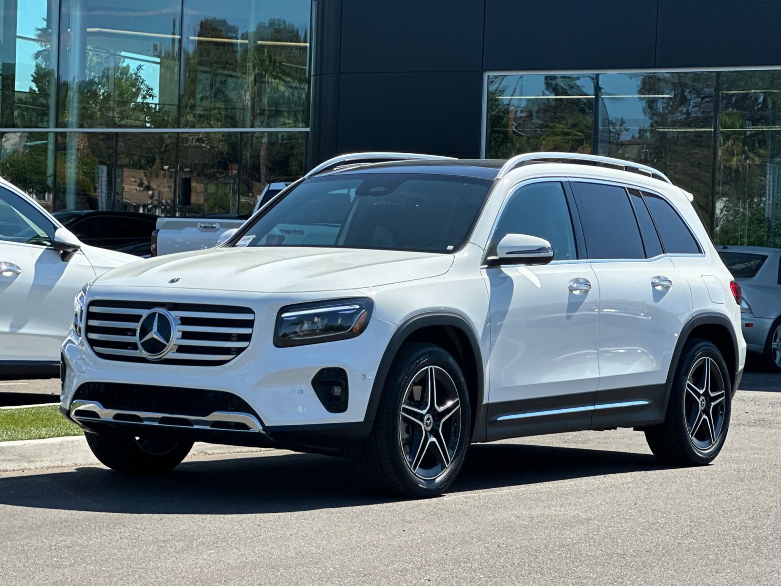 Certified 2026 Mercedes-Benz GLB 250 4MATIC image 7