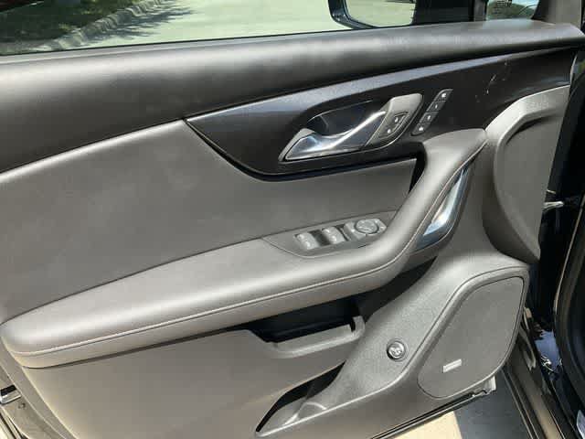 Used 2023 Chevrolet Blazer Premier w/ Enhanced Convenience Package FWD image 15