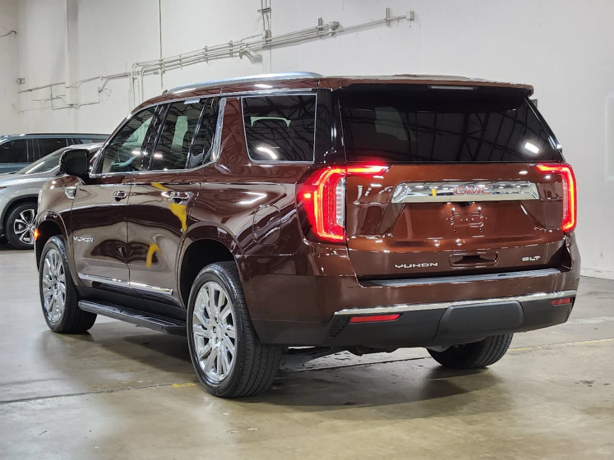 Used 2022 GMC Yukon SLT w/ SLT Premium Package RWD image 11