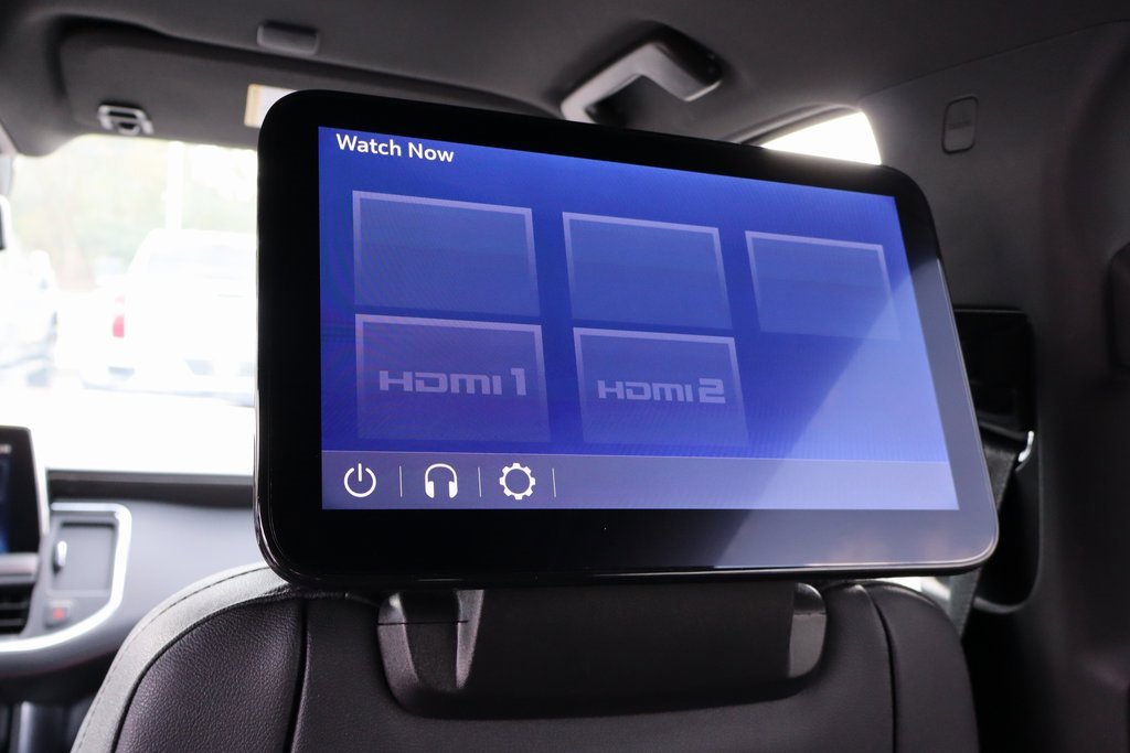 Used 2024 Chevrolet Suburban RST w/ Luxury Package image 21