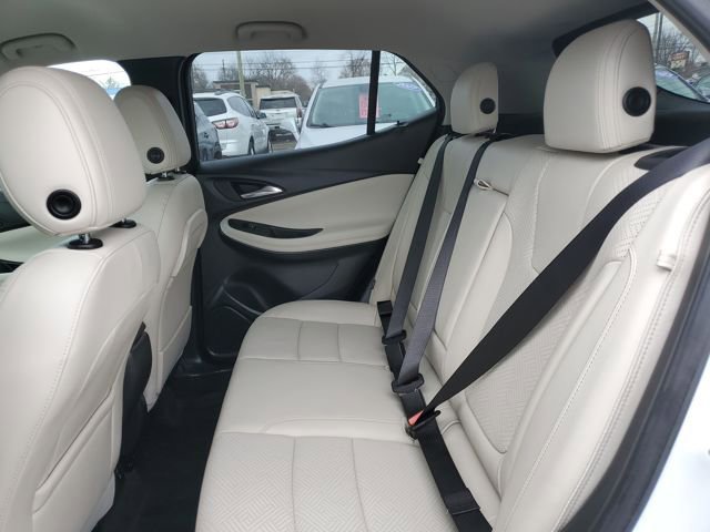 Used 2021 Buick Encore GX Essence image 34