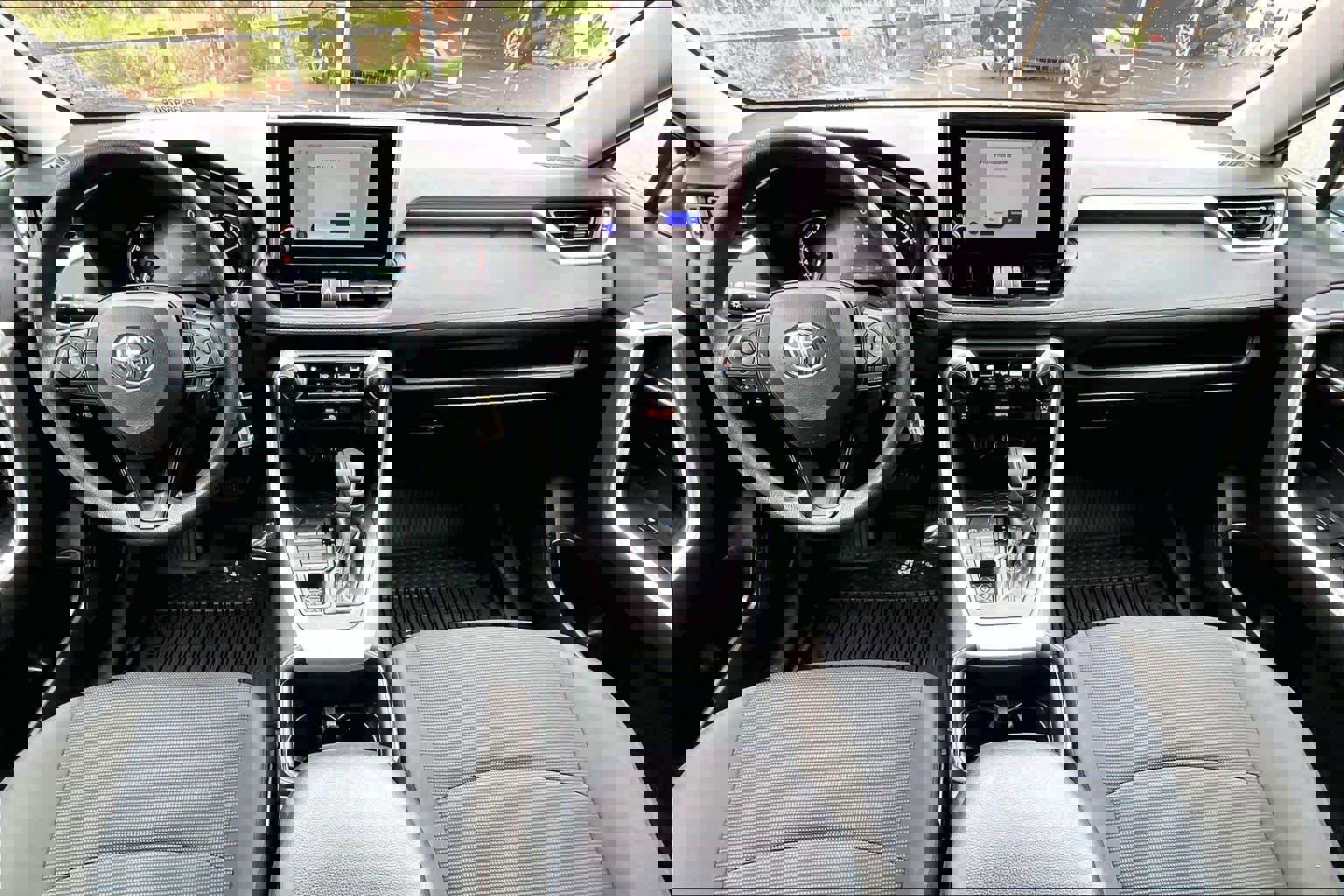 Certified 2023 Toyota RAV4 LE image 15