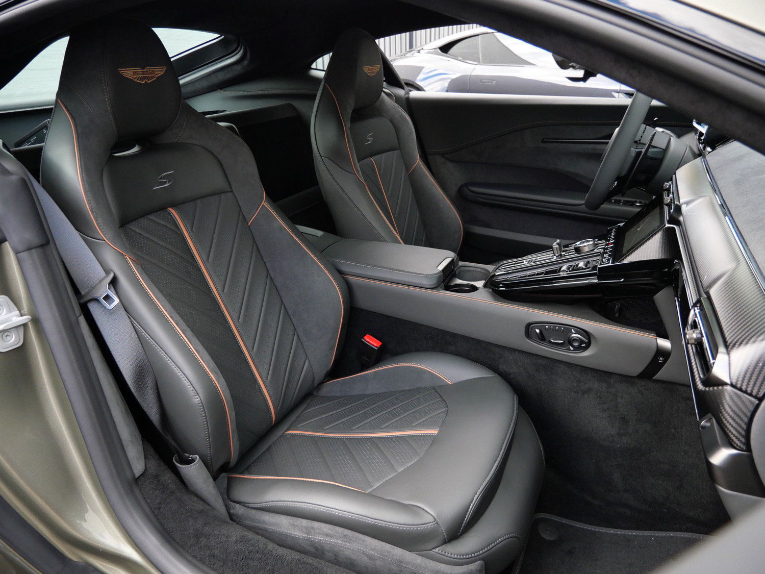 New 2026 Aston Martin V8 Vantage S RWD image 12