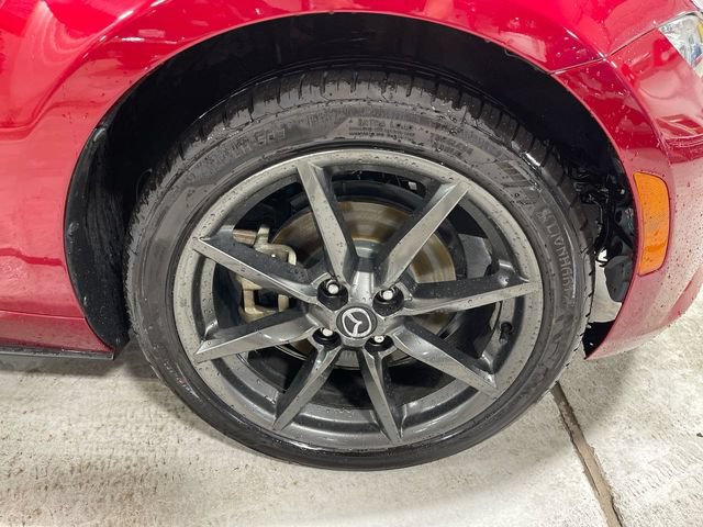 Used 2019 MAZDA MX-5 Miata RF Grand Touring RWD image 11