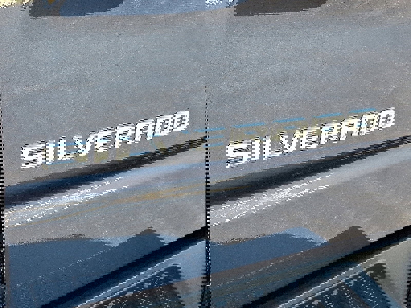 Used 2022 Chevrolet Silverado 1500 LT image 29