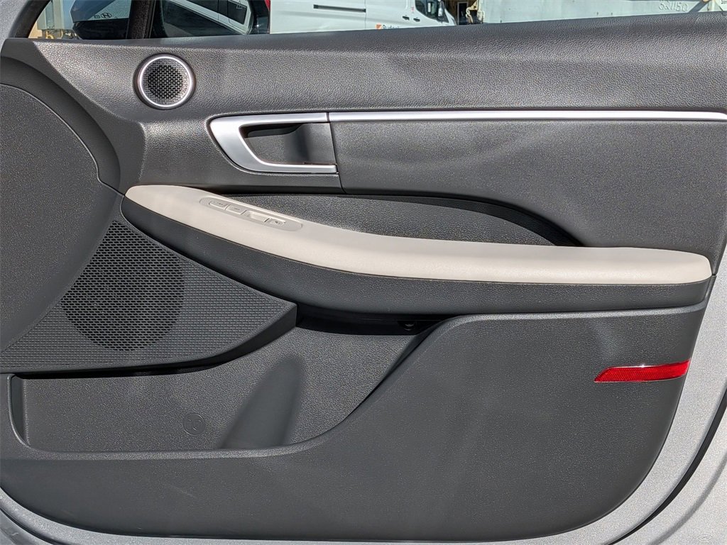 Used 2025 Hyundai Sonata SEL image 31