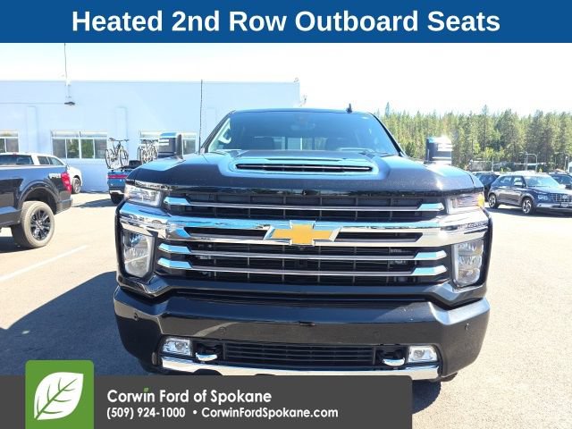 Used 2022 Chevrolet Silverado 2500 High Country w/ Technology Package AWD/4WD image 9