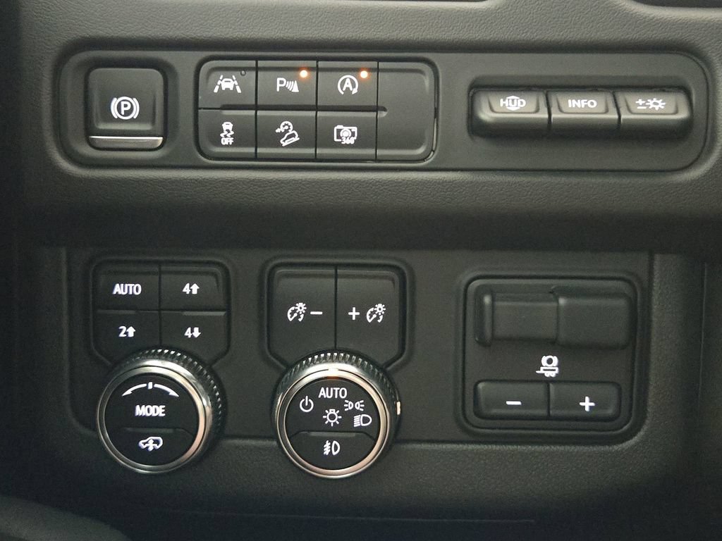 Certified 2023 GMC Yukon XL AT4 AWD/4WD image 24