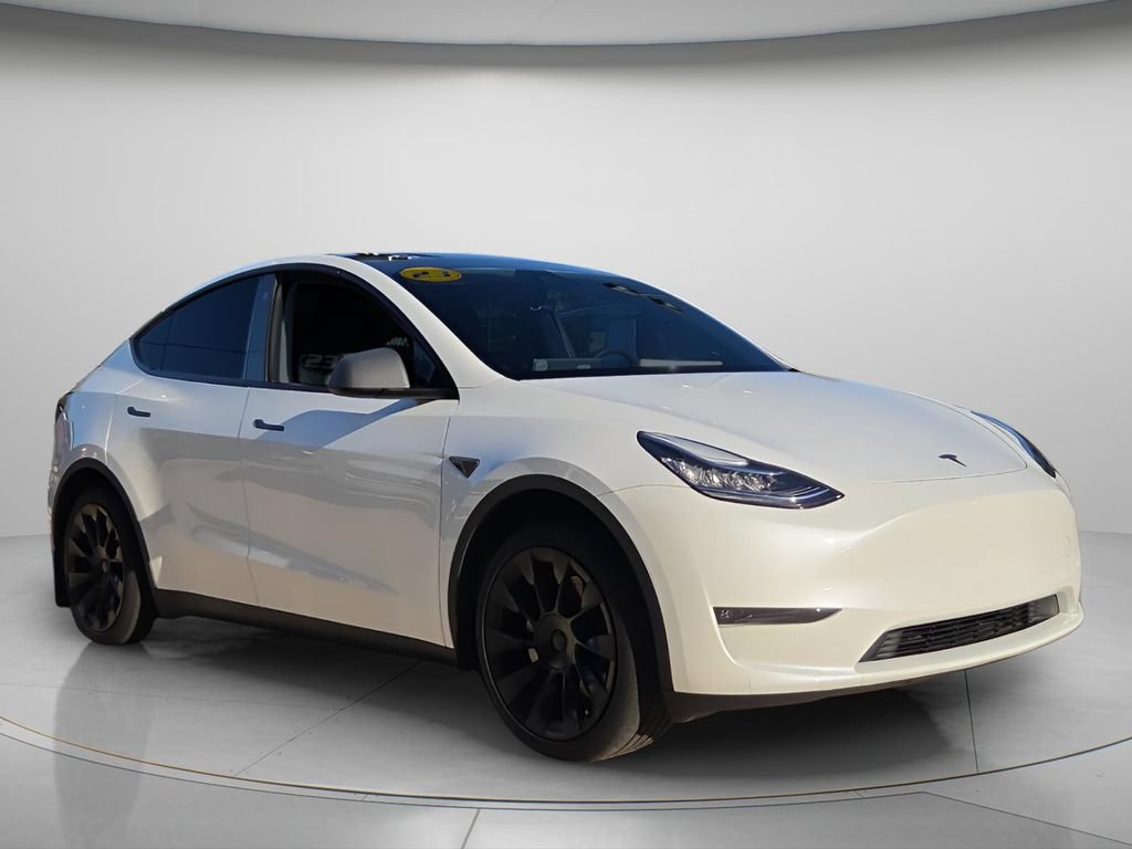 Used 2023 Tesla Model Y Long Range AWD/4WD image 9