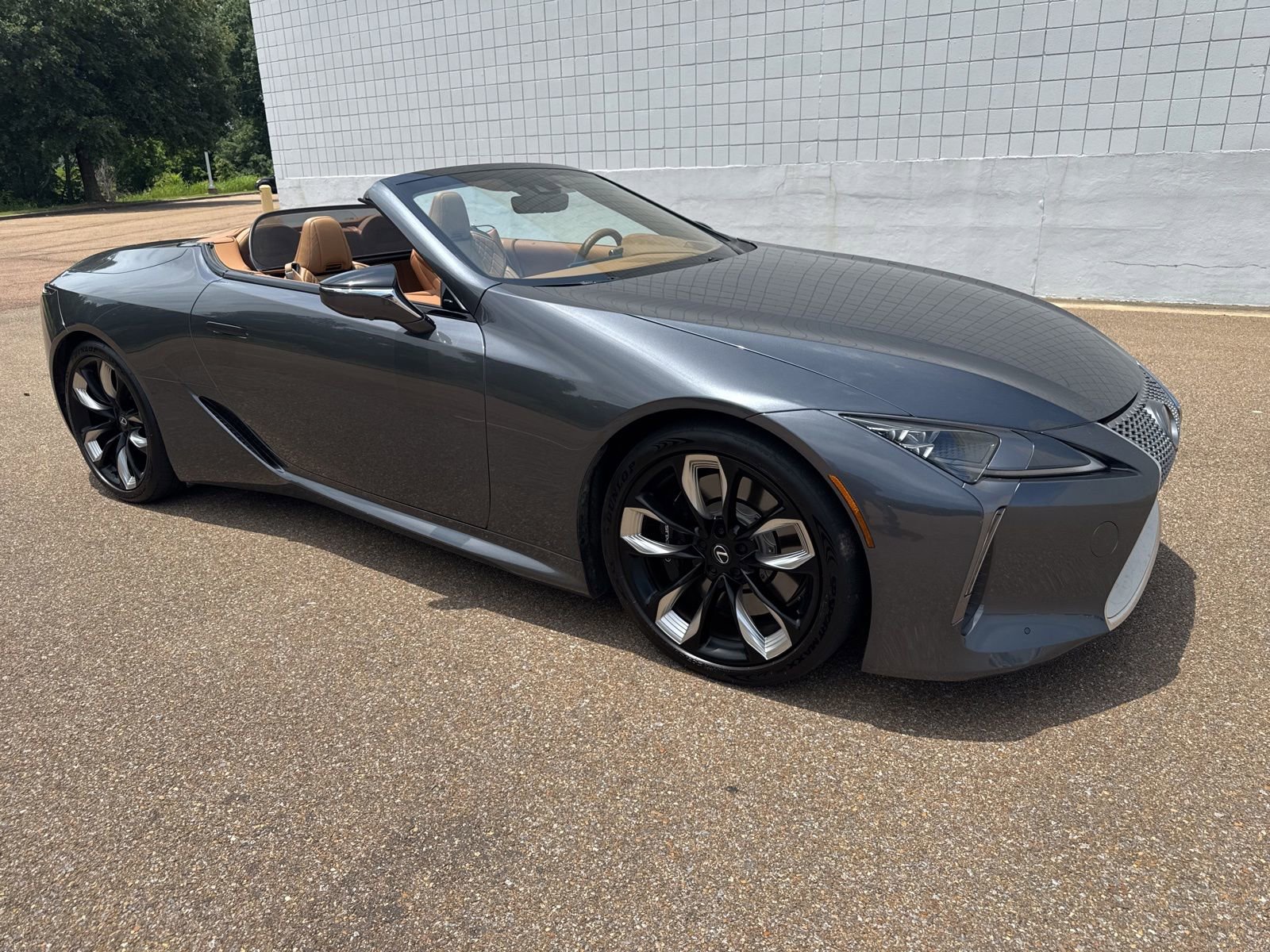 Used 2024 Lexus LC 500 Convertible w/ Touring Package RWD image 9