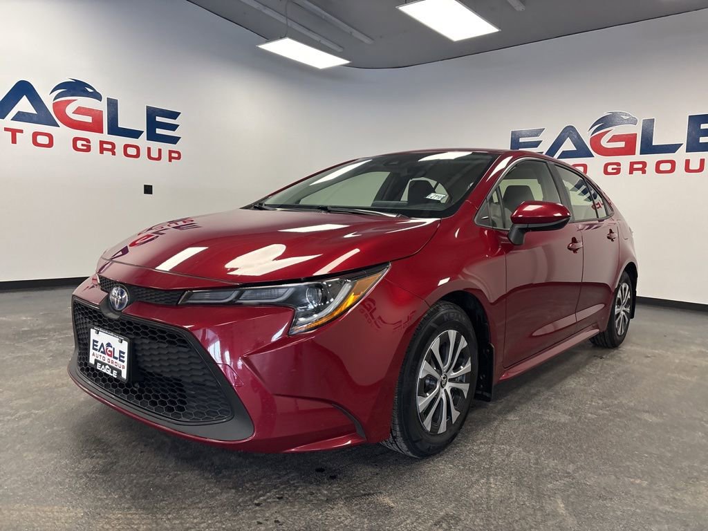 Used 2022 Toyota Corolla LE image 5