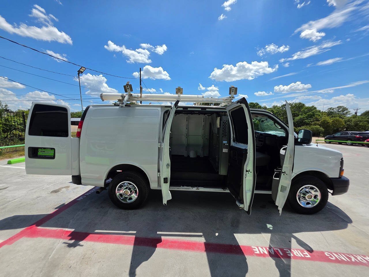Used 2012 Chevrolet Express 2500 w/ Cold Climate Package RWD image 33