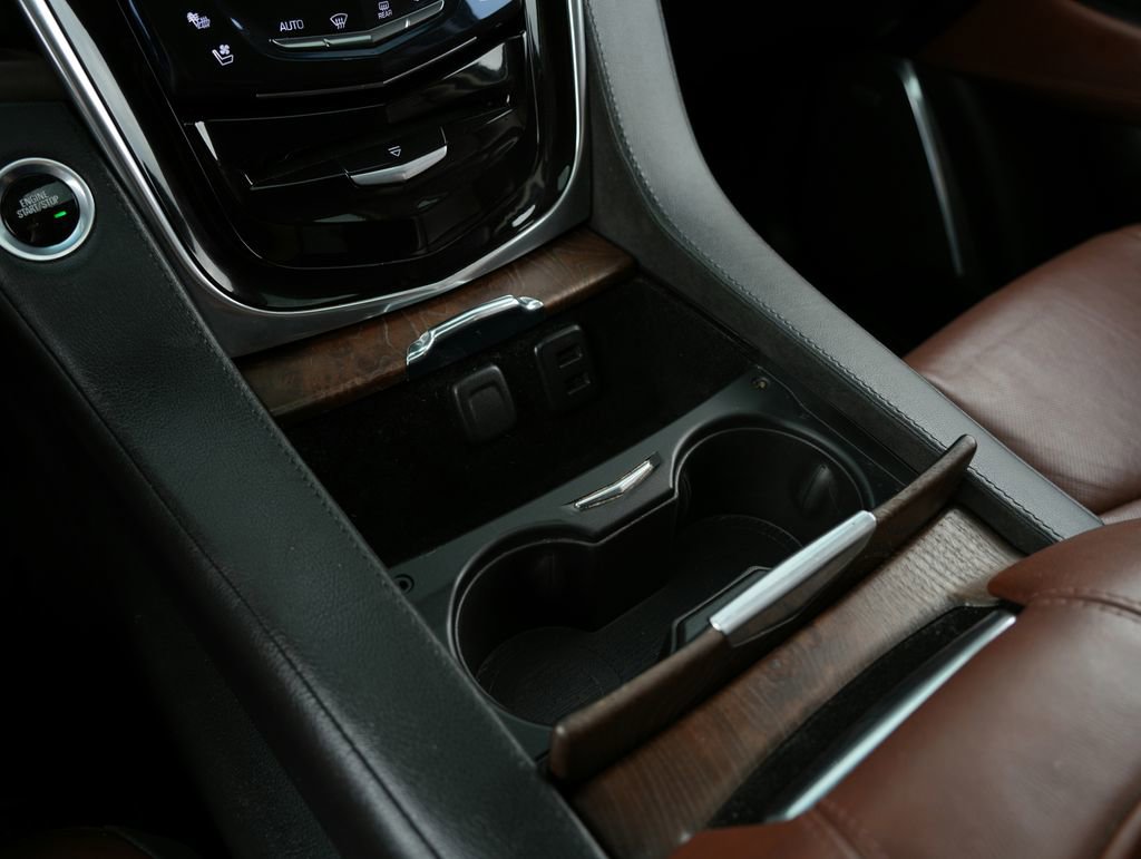 Used 2016 Cadillac Escalade Premium AWD/4WD image 16