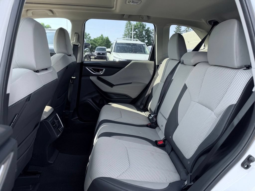 Used 2024 Subaru Forester Premium AWD/4WD image 22